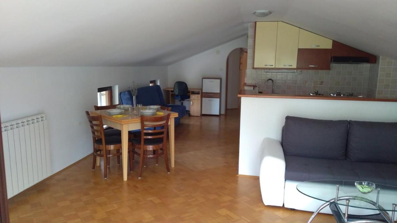 Apartma Ivan Portoroz Luaran gambar